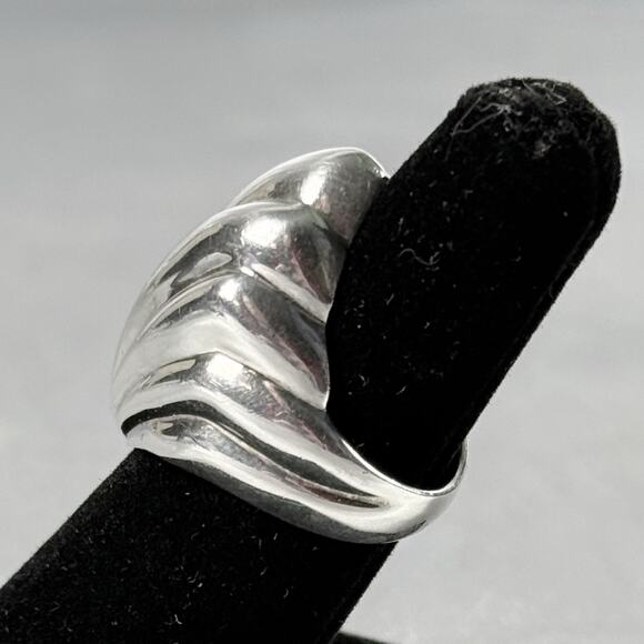 Vintage Taxco Mexico 925 Sterling Silver Ribbed Dome Shell Ring Size 5 TV-47 - Picture 3 of 13